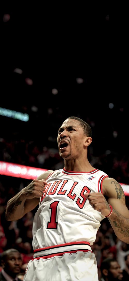 记者：道格拉斯-路易斯不愿加盟费内巴切，更愿意重返英超（记者：道格拉斯-路易斯无意加盟费内巴切，更倾向回归英超）