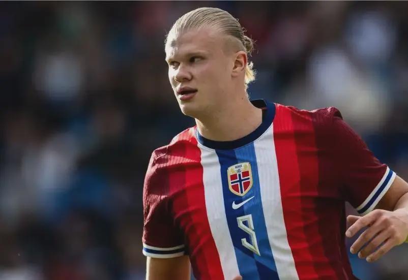 米体：恰20仍有望出战意超杯，阿切尔比预计不会随队去利雅得（米兰体育报：恰尔汗奥卢有望出战意超杯，阿切尔比预计不随队赴利雅得）