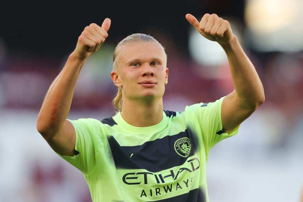 凯肖恩·乔治展现惊人实力（凯肖恩·乔治大放异彩，尽显强劲实力）