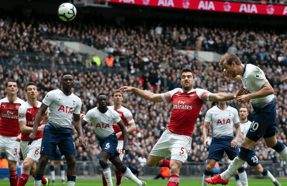 弗拉格砍下33分9篮板9助攻准三双，率队击败西部劲旅掘金（弗拉格轰下33分9板9助准三双，助球队战胜西部豪强掘金）