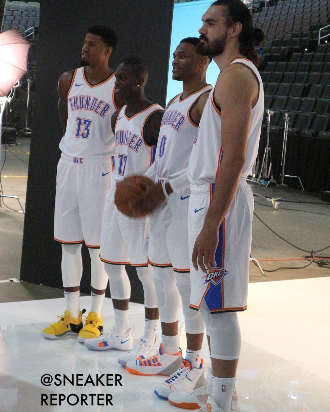 蒯纪闻与刘诚宇在中超努力证明自己，蒯纪闻目标进球，刘诚宇盼夺冠后再留洋。（中超自我证明：蒯纪闻剑指进球，刘诚宇盼先夺冠再留洋）