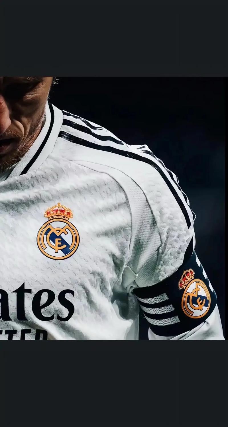 六台：阿隆索赛后没回更衣室，有些皇马球员认为谈判罚是借口（六台称：阿隆索赛后未回更衣室，部分皇马球员质疑“谈判罚”只是借口）