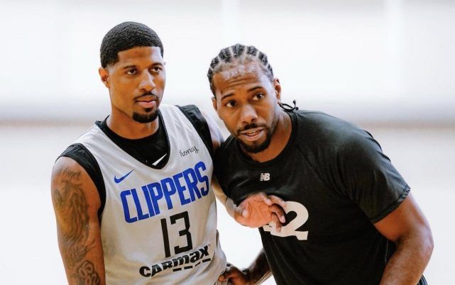 篮球篮网队内气氛紧张，管理层介入协调（篮网队内部紧张升级，高层出面调解）