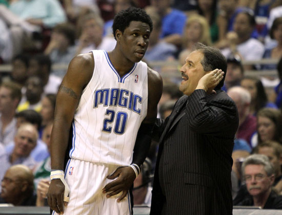 都灵vs克雷莫内塞：杜万-萨帕塔、切-亚当斯首发，瓦尔迪、奥代罗出战（都灵战克雷莫内塞：杜万-萨帕塔、切-亚当斯先发，瓦尔迪、奥代罗登场）