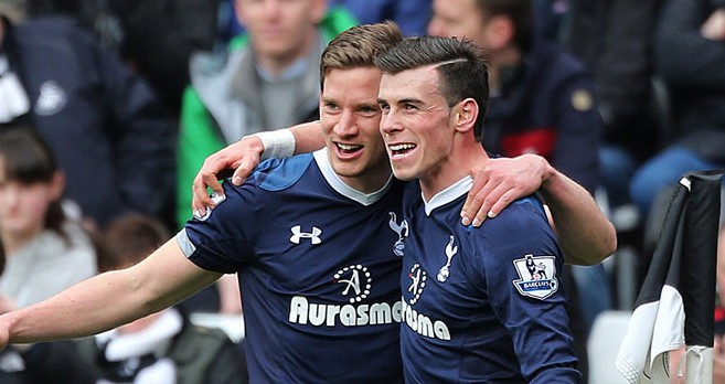 记者：佩德里已经参加球队合练，预计本周六能复出（记者：佩德里已随队合练，有望周六复出）