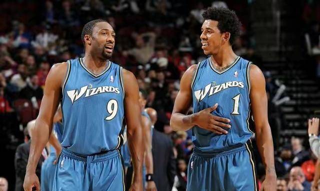 德乙马格德堡2比0客胜柏林赫塔，斯塔尔马赫82分钟献助攻（德乙：马格德堡客场2-0力克柏林赫塔，斯塔尔马赫第82分钟送助攻）