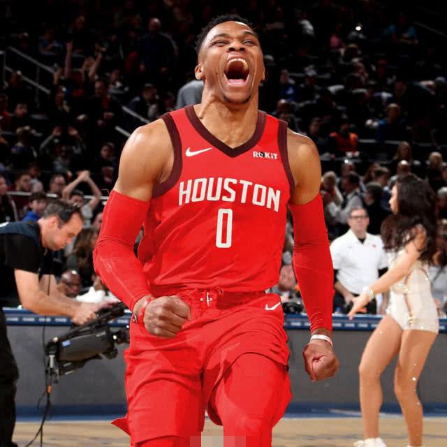 鲁媒：山东泰山开出的续约条件对瓦科而言仍具备极高的吸引力（鲁媒：泰山队的续约条款对瓦科依旧极具吸引力）